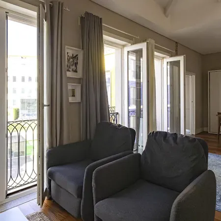 Cardosas Spacious By Lovelystay *