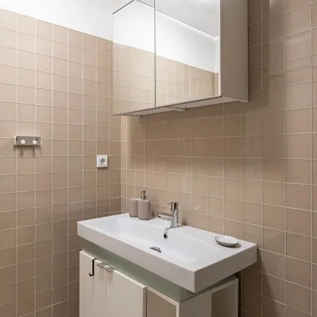 Cardosas Spacious By Lovelystay * Oporto