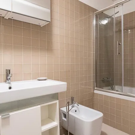 Cardosas Spacious By Lovelystay