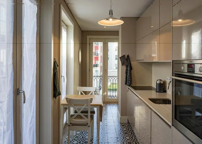 Cardosas Spacious By Lovelystay Apartmán *