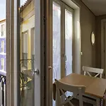Cardosas Spacious By Lovelystay Apartmán